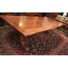 Load image into Gallery viewer, French Provincial Style Pedestal Table