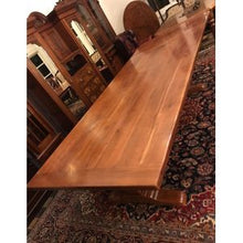 Load image into Gallery viewer, French Provincial Style Pedestal Table