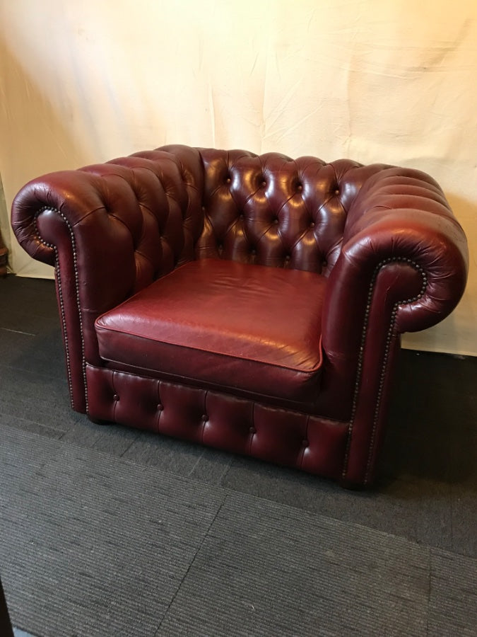 Chesterfield tub online chair