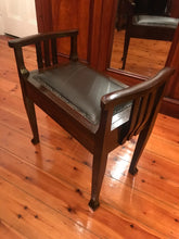 Load image into Gallery viewer, Blackwood Piano Stool
