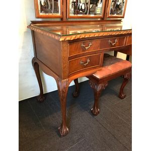 Chippendale Mahogany Dressing Table