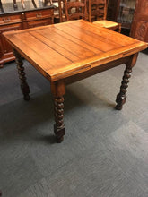 Load image into Gallery viewer, English Oak Dining Table
