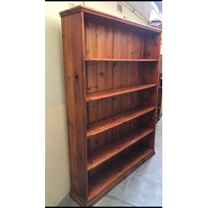 Rustic Farmhouse Style Bookcase